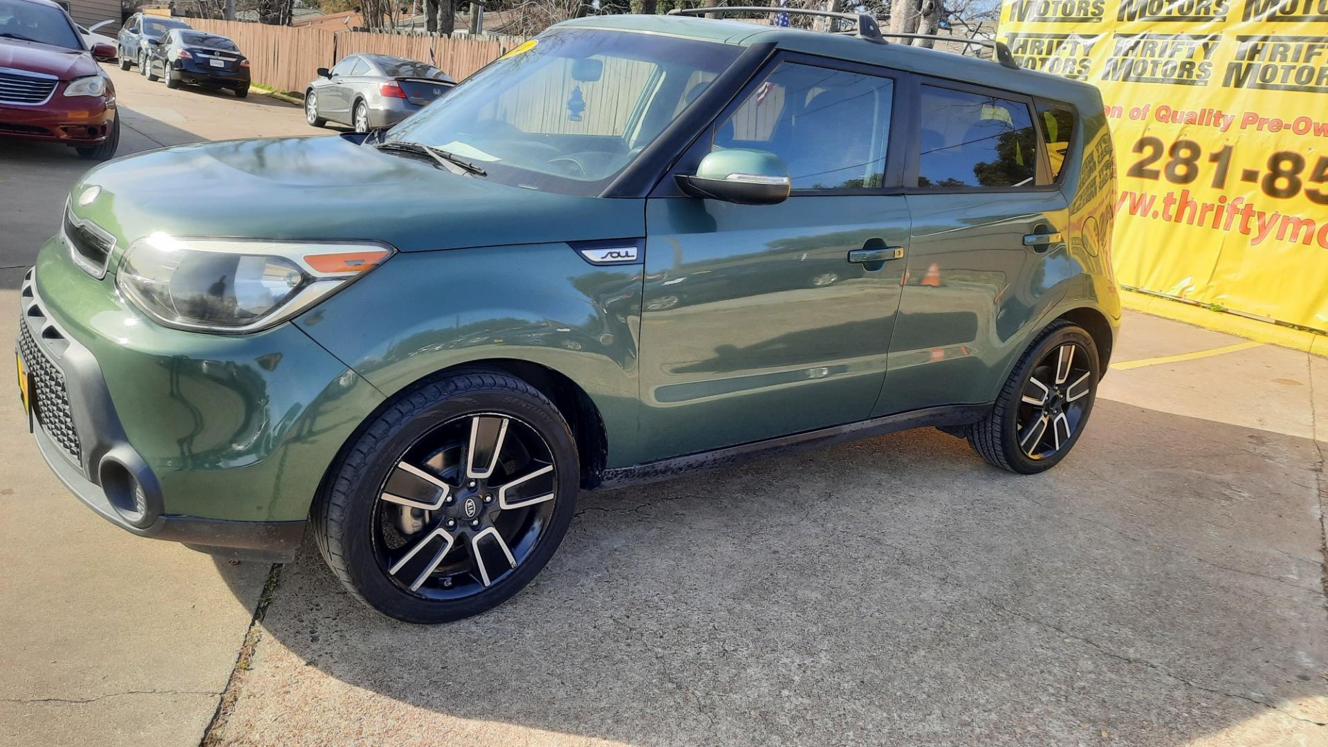 2014 Kia Soul (KNDJP3A56E7) , located at 16710 Clay Rd., Houston, TX, 77084, (281) 859-7900, 29.834864, -95.656166 - Photo#2